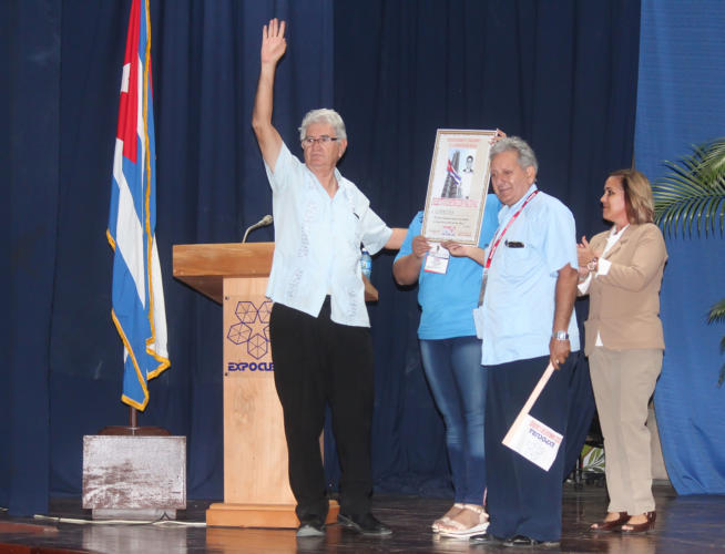 Delegados de la administración pública intercambian con funcionarios del sector