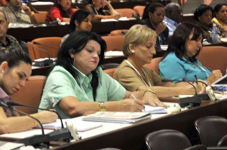 primera jornada de trabajo de las comisiones permanentes de la Asamblea Nacional del Poder Popular (ANPP), en su IX Legislatura.