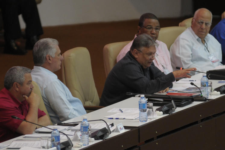 Marino Murillo comisión de temas económicos