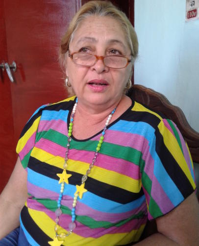 La fórmula que debe aprender todo maestro, dice Dirma, incluye preparación y amor. Foto: Gretel Díaz Montalvo