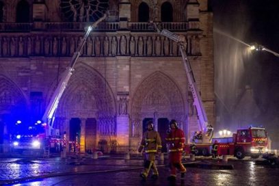 “Controlado” el devastador incendio en Notre Dame (+ Fotos)