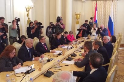 Cancilleres de Rusia y Cuba abordan refuerzo de nexos estratégicos