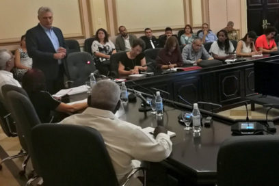 Presidente cubano asiste a curso de técnica normativas
