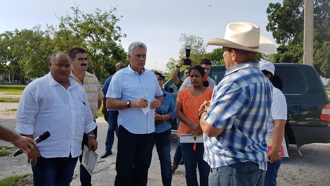 Comienza en Jiguaní visita gubernamental a Granma. Foto: Tomada del perfil de Facebook de Angélica Paredes
