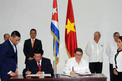 Cuba y Vietnam firman plan de consultas políticas intercancillerías