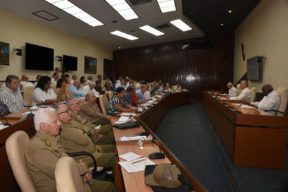 Aprovechar más la industria nacional y sus potencialidades