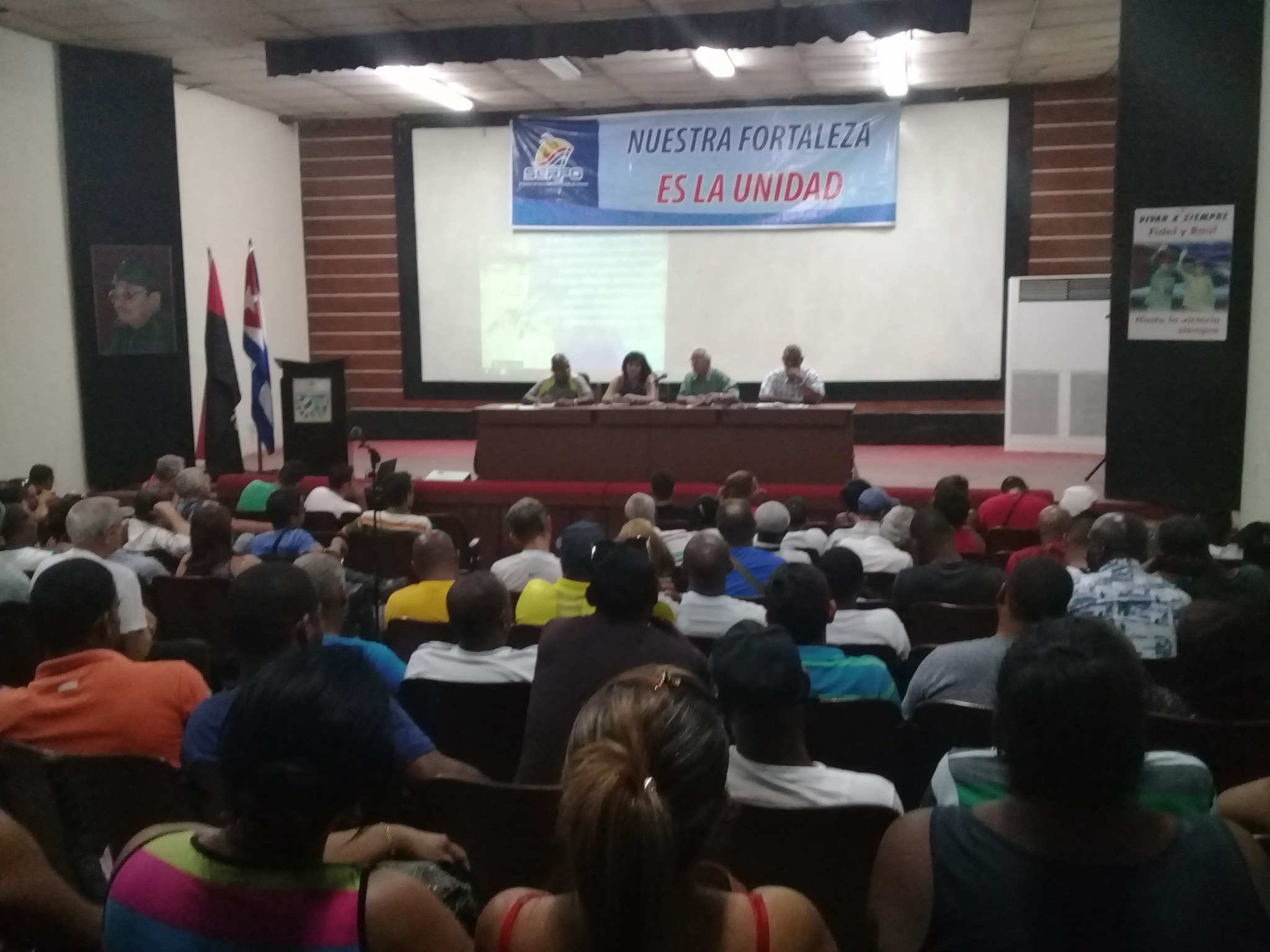 Acto de condena a la Helms Burton en el puerto de Santiago de Cuba