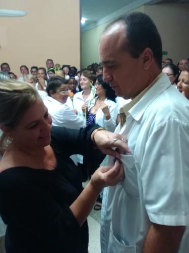 Varios trabajadores fueron homenajeados con la distinción Manuel Fajardo y la medalla Trabajador Internacionalista. Foto: Lourdes Rey Veitía.