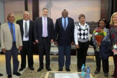 Salvador Valdés Mesa preside delegación cubana en Sudáfrica