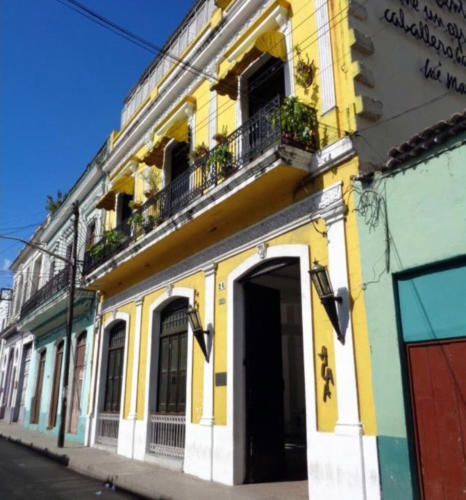 Sede de la Asociación Cubana de Artesanos Artistas en la Atenas de Cuba. Foto: Cortesía del entrevistado.