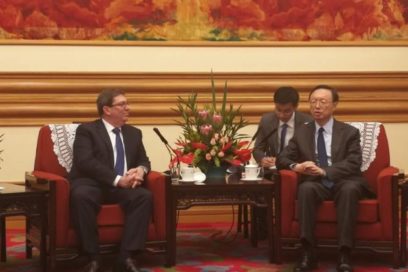 Canciller cubano sostiene encuentro con alto dirigente del Partido Comunista Chino