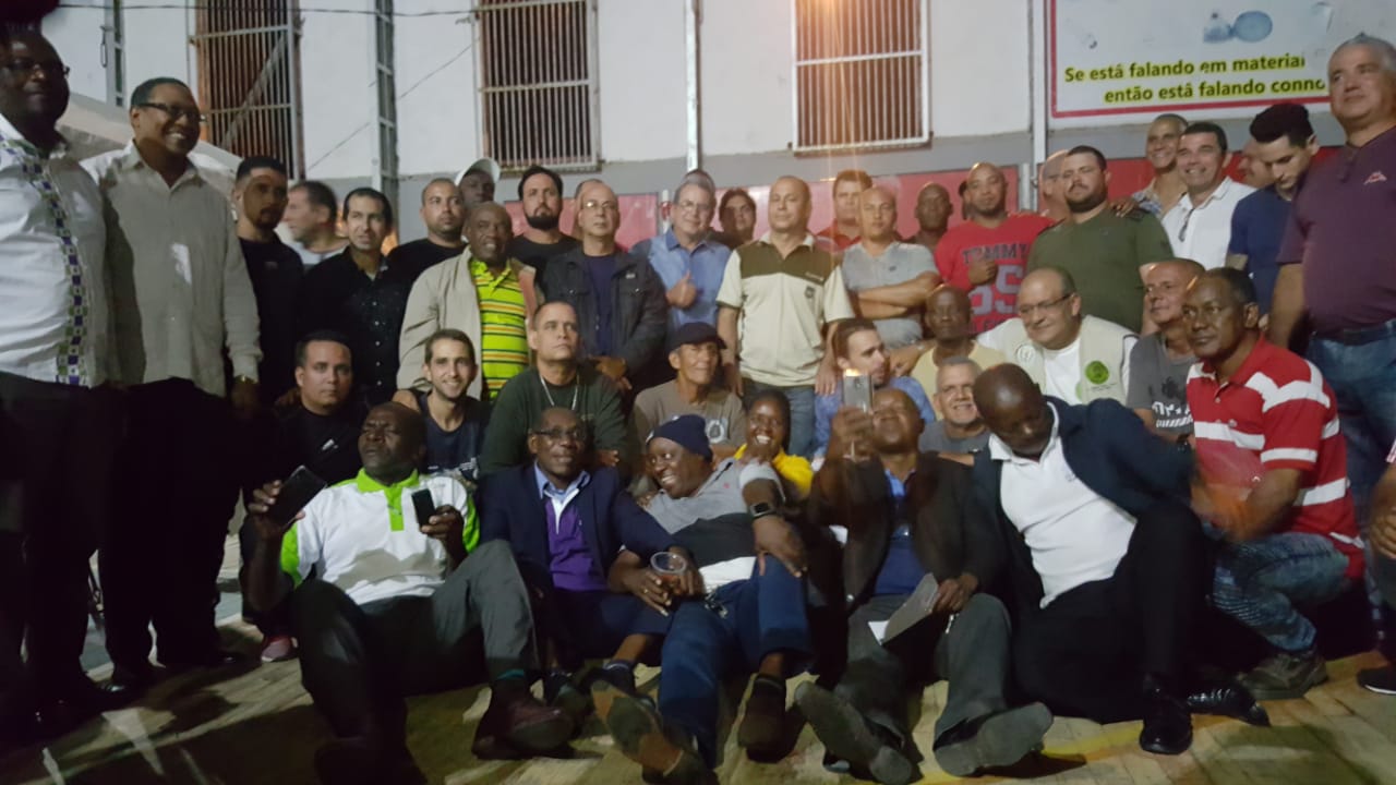 El destacamento respondió con celeridad a una de las mayores crisis de la historia reciente de Mozambique. La imagen fue tomada en el acto de despedida de la Brigada Henry Reeve, en Beira. Foto cortesía de la Embajada de Cuba en Mozambique.