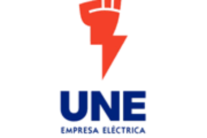 Empresa Eléctrica sobre tendedera