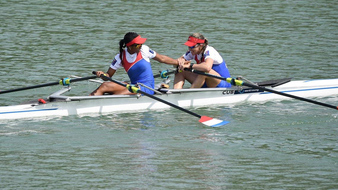 Yariulvis Cobas y Aimeé Hernández, bronce en la Copa del Mundo de Plovdiv.