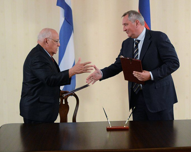 Cuba y Rusia firman Convenio Intergubernamental en la esfera ferroviaria