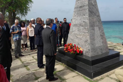 Canciller cubano rinde homenaje en Barbados a víctimas de atentado (+Fotos)