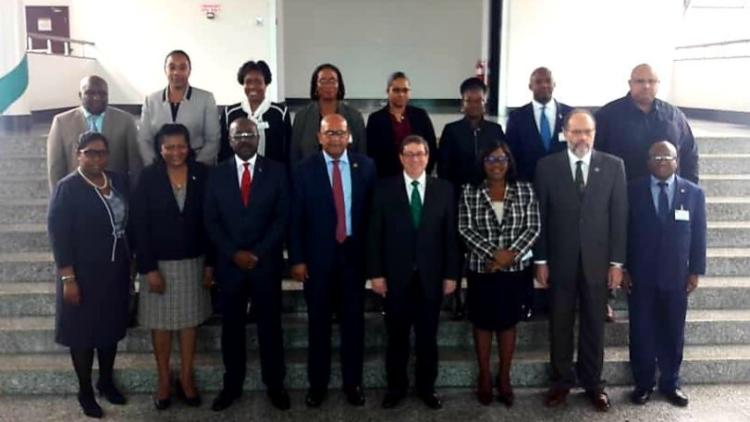 Canciller de Cuba concluye en Barbados gira por el Caribe