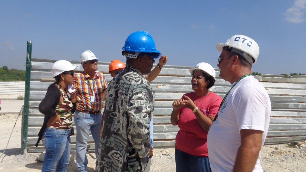 Dirigentes sindicales examinan inversiones priorizadas