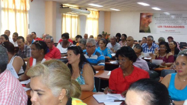 Analizan importantes temas laborales CTC