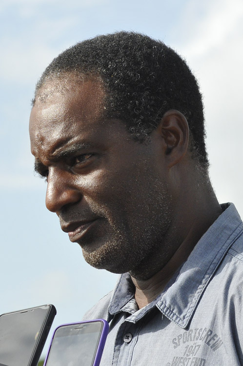 Rolando Palacios Pulgarón, entrenador de la pertiguista Rosaidi Robles. Foto: José Raúl Rodríguez Robleda