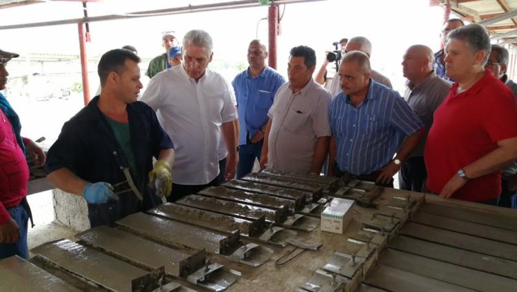 Minindustria de materiales de la construcción Foto: Presidencia Cuba