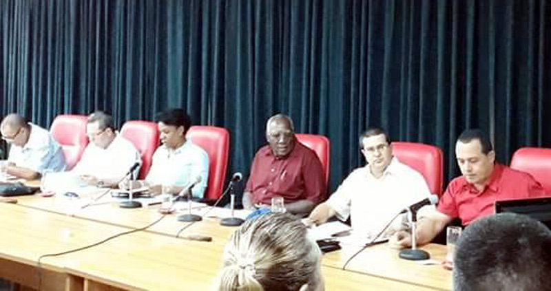 Salvador Valdés Mesa inicia visita de trabajo a la provincia de Holguín