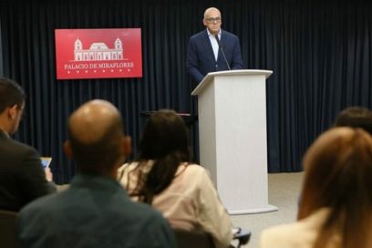 Oposición venezolana en evidencia por trama de corrupción