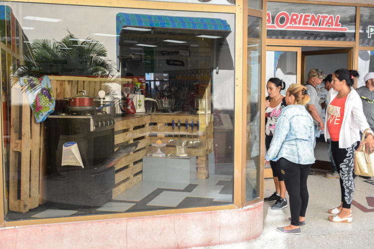 bienal de diseño cmg