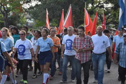 Santa Clara recuerda al Che y a Maceo en sus natalicios (+Fotos y Video)