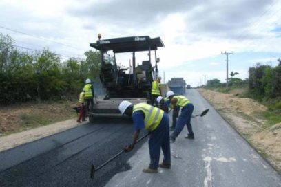 Díaz-Canel examina programas prioritarios de Cuba