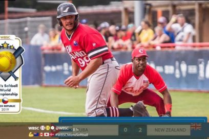 Inicio de Cuba en Mundial de Sóftbol: una sonrisa, un revés