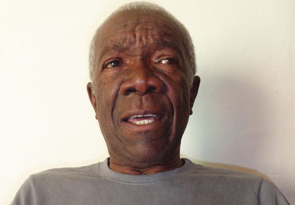 Luis A. Serrano Terry alcanza en 2019 el Premio por la Obra de la Vida, otorgado por la Unión de Juristas de Cuba en Ciego de Ávila. Foto: José Luis Martínez Alejo