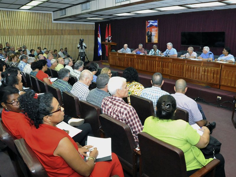 Intervención de Miguel Díaz-Canel Bermúdez, Presidente de los Consejos de Estado y de Ministros, durante la conclusión de la visita gubernamental a Pinar del Río