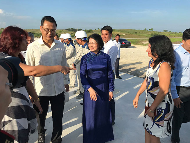 Recorre vicepresidenta de Vietnam Zona Especial de Desarrollo Mariel