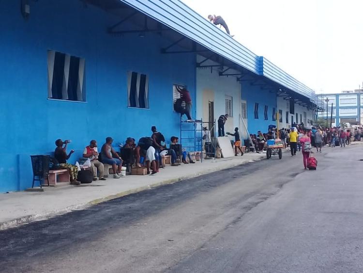 Estación Central de Ferrocarriles La Coubre