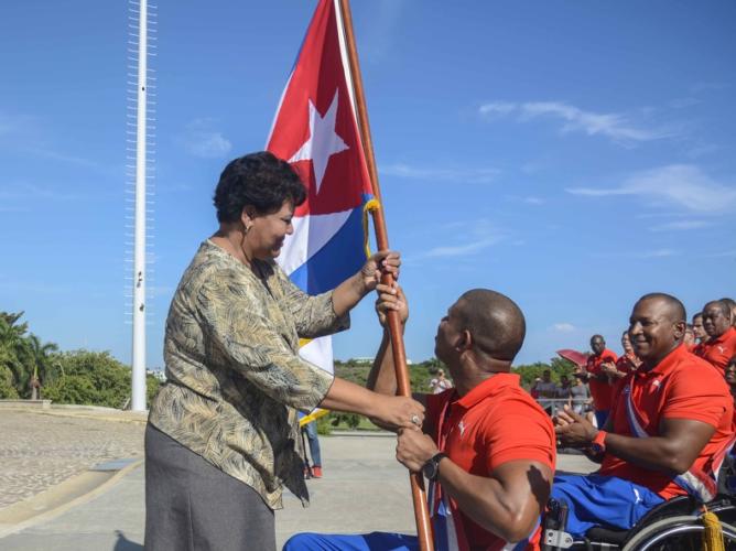 Olga Lidia Tapia Iglesias (I), miembro del secretariado del Comité Central del Partido Comunista de Cuba (CC PCC), durante el acto de abanderamiento a atletas, que participarán en los Juegos Parapanamericanos Lima 2019, en el Memorial José Martí de La Habana, Cuba, el 20 de julio de 2019. ACN FOTO/ Ariel LEY ROYERO/ rrccOlga Lidia Tapia Iglesias (I), miembro del secretariado del Comité Central del Partido Comunista de Cuba (CC PCC), durante el acto de abanderamiento a atletas, que participarán en los Juegos Parapanamericanos Lima 2019, en el Memorial José Martí de La Habana, Cuba, el 20 de julio de 2019. ACN FOTO/ Ariel LEY ROYERO/ rrcc