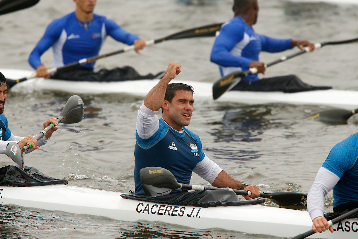El K4 500 de Argentina superó a Cuba en el último tramo. Foto: sitio oficial