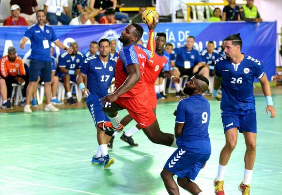 Hacia Lima 2019: El balonmano no rehúye la tormenta
