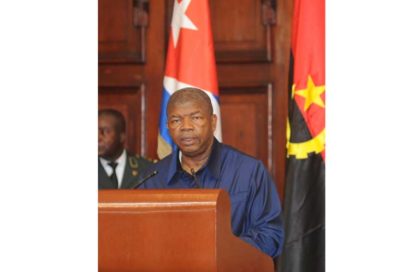 Presidente angolano destaca ayuda desinteresada de Cuba a su país