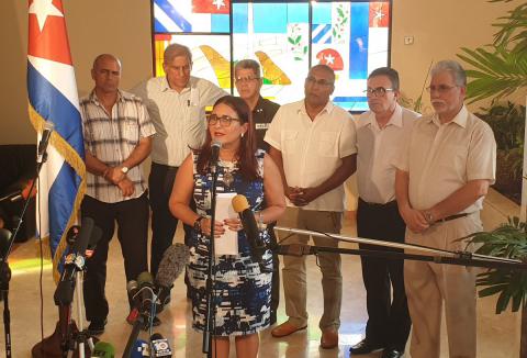 Johana Tablada y los científicos cubanos en la conferencia de prensa. Autor: CubaMinrex