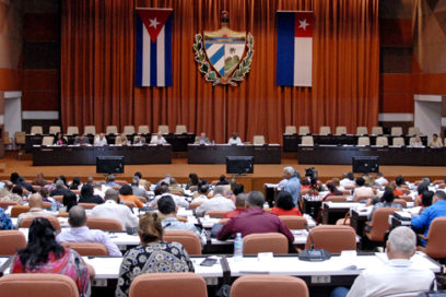 Debaten diputados sobre proyectos de leyes (+ Fotos)