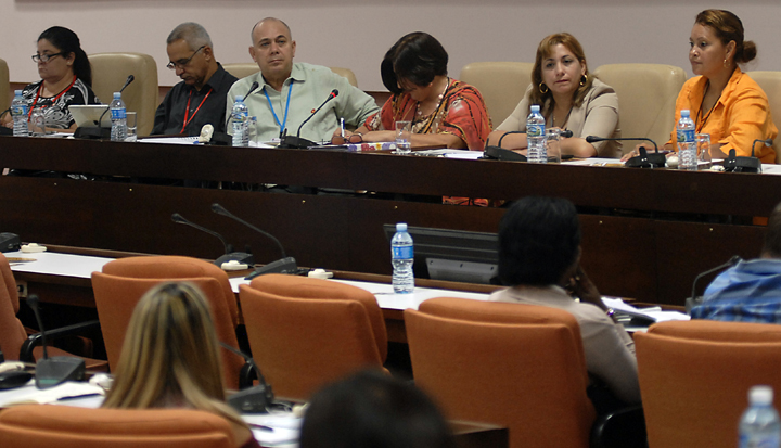 Comisión de Educación Cultura Ciencia Tecnología y Medio Ambiente, y de Atención a la Juventud la Niñez y la Igualdad de Derechos de la Mujer