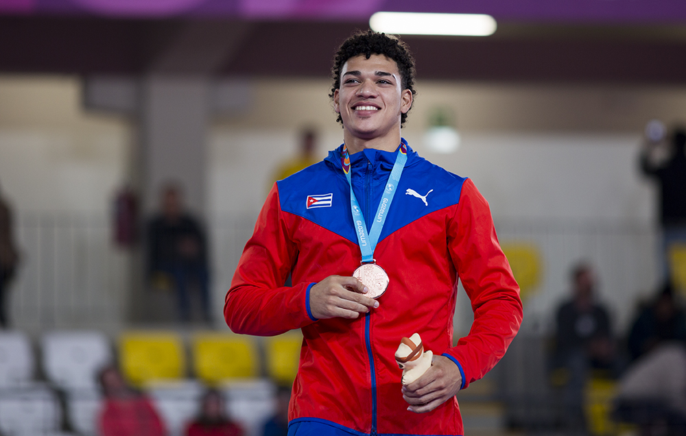 Huber Godoy, bronce en barra fija. Foto: Irene Pérez/ Cubadebate.