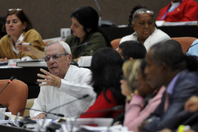 Eusebio Leal: Simple y sencillamente, defendamos estos símbolos