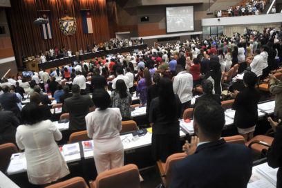 Apoyo unánime a Ley de Símbolos Nacionales (+ Fotos)