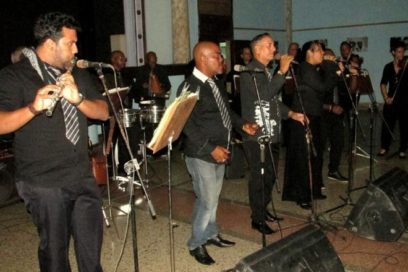 Homenaje al 26 en Torcedores (+ Fotos)