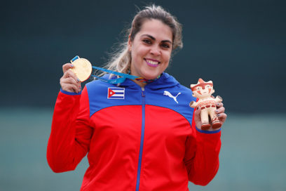 Laina, la primera sonrisa