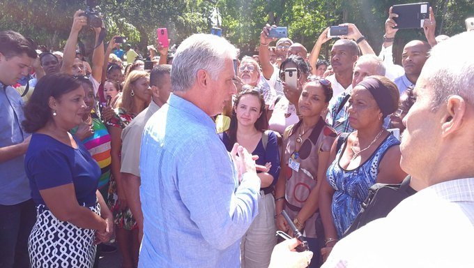 Intercambio con estudiantes y profesores de la Universidad de Ciencias pedagógicas Foto: Presidencia