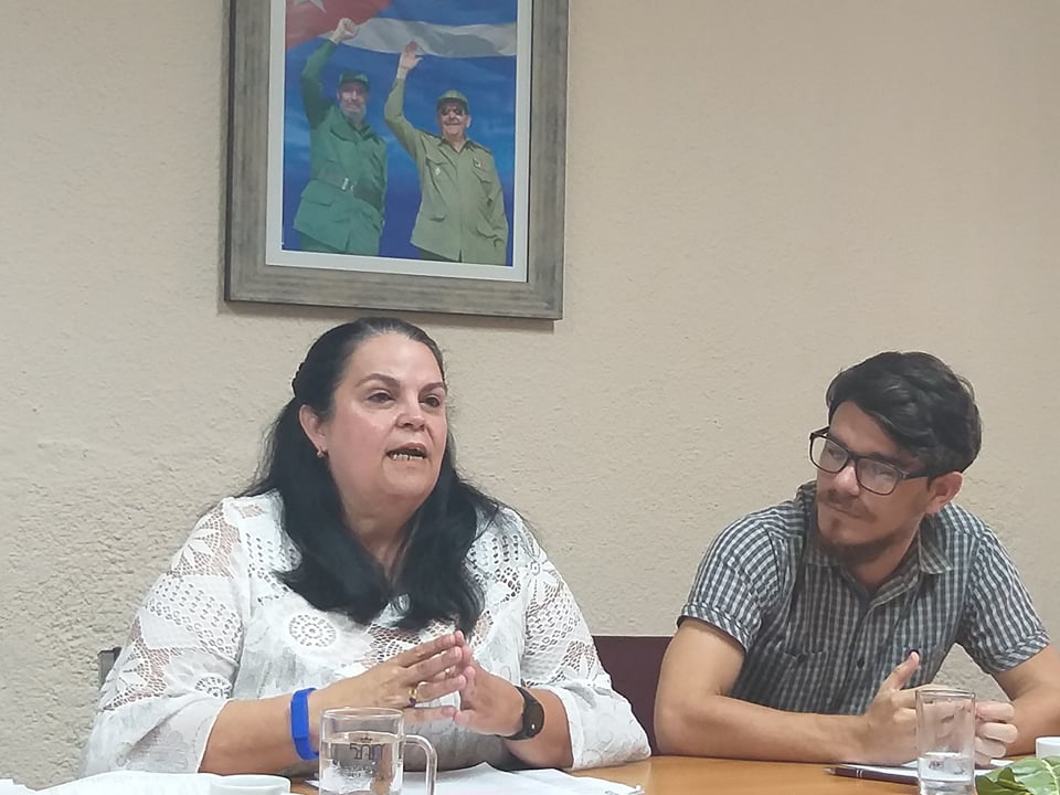 La instrucción número cuatro del ministro de Justicia contribuye a disminuir los procesos de subsanación de errores u omisiones de los asientos registrales, explicó en conferencia de prensa Olga Lidia Pérez Díaz, directora de Notarías del Minjus.