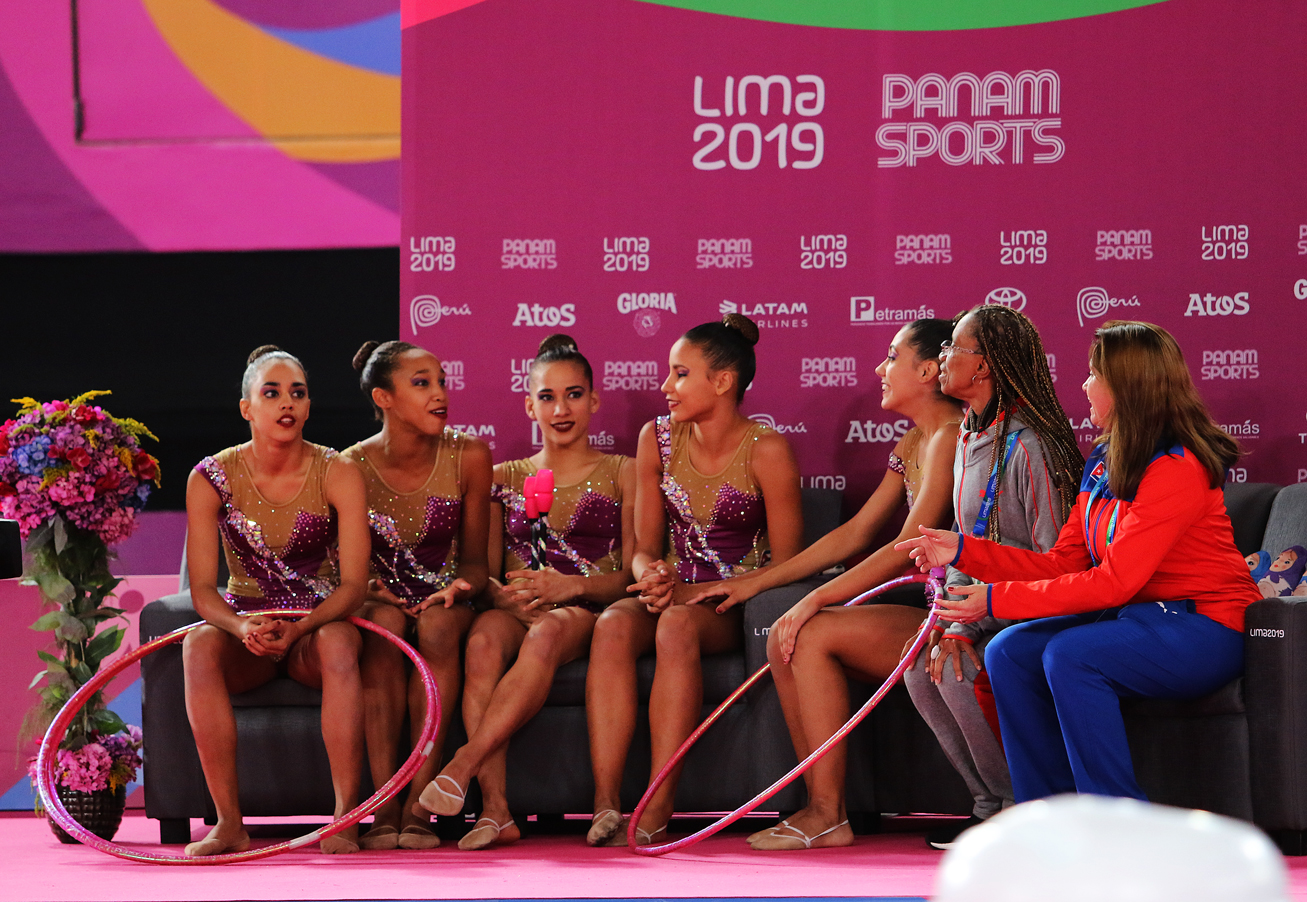 Conjunto de Cuba, medallista de bronce.. Mónica Ramírez